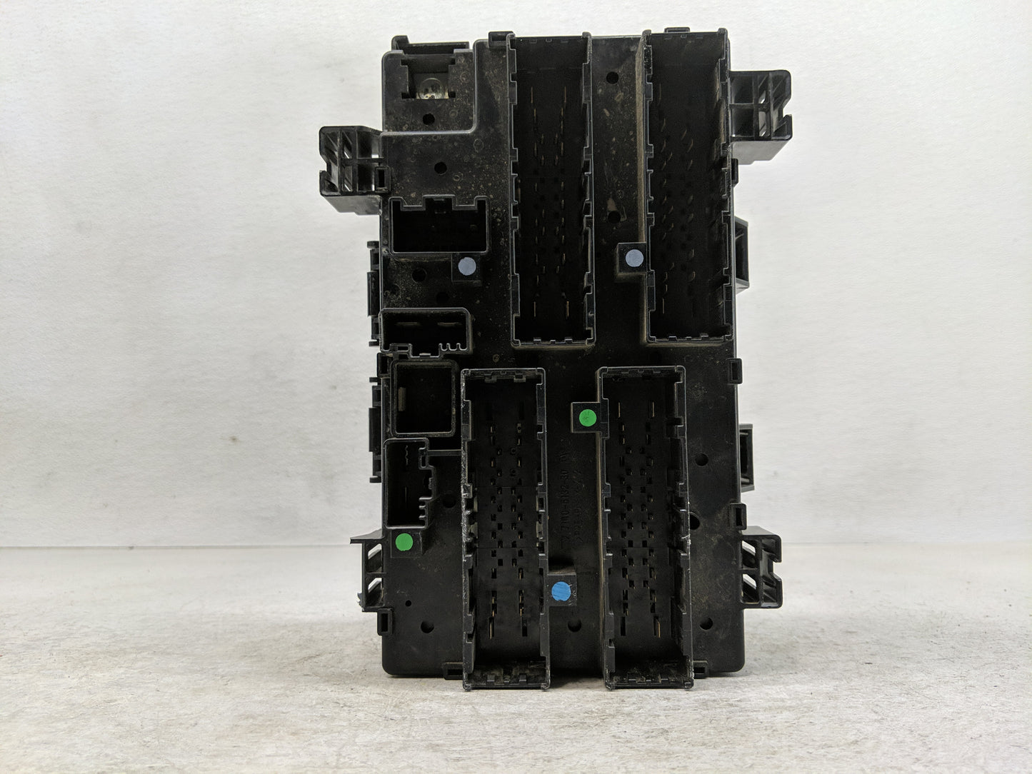 2018 Jeep Grand Cherokee Fusebox Fuse Box Panel Relay Module P/N:P68320918AC Fits OEM Used Auto Parts - Oemusedautoparts1.co
