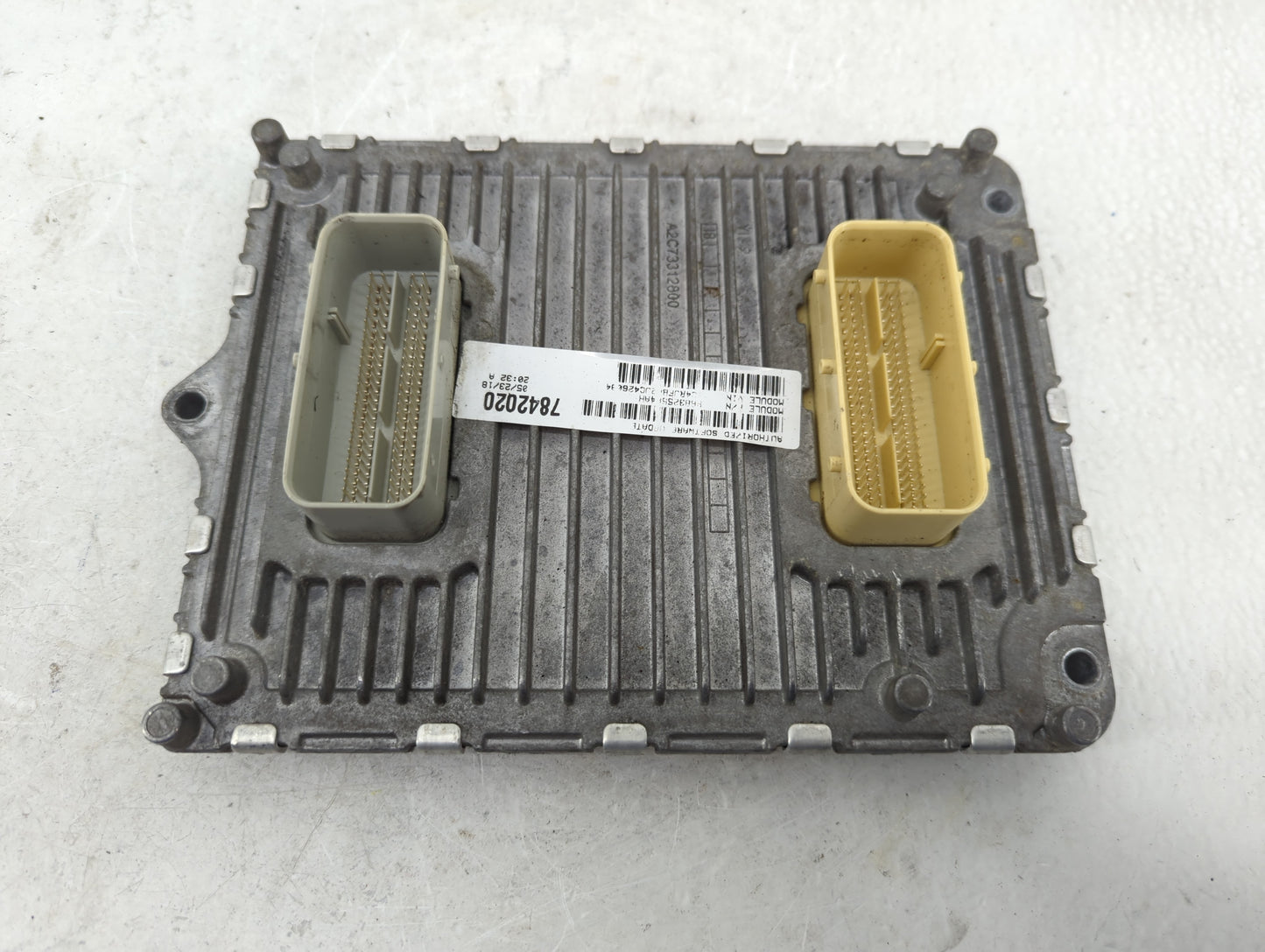 2018-2019 Jeep Grand Cherokee PCM Engine Control Computer ECU ECM PCU OEM P/N:P68330924AA Fits Fits 2018 2019 OEM Used Auto