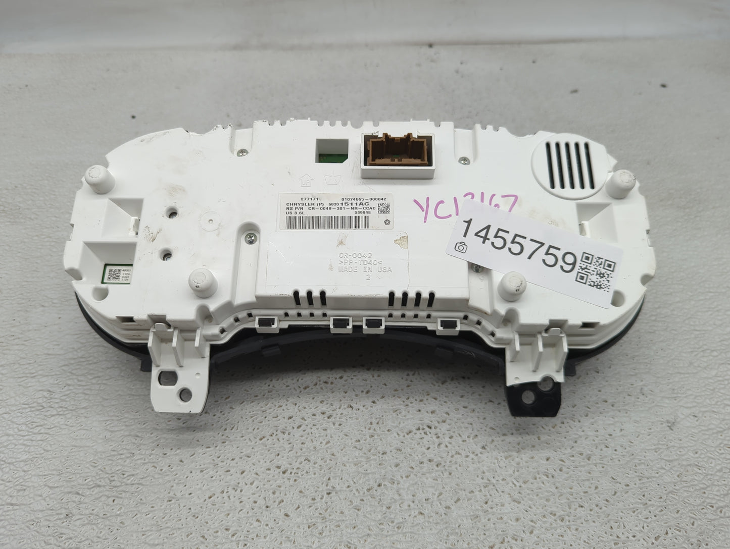 2018 Jeep Grand Cherokee Instrument Cluster Speedometer Gauges P/N:68331511AC Miles: Fits OEM Used Auto Parts - Oemusedautop