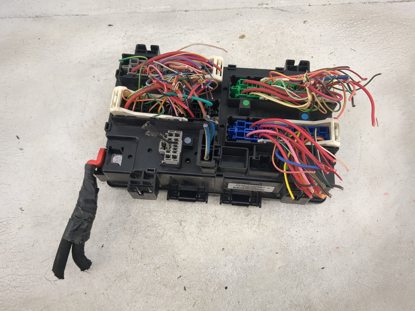 2018 Jeep Grand Cherokee Fusebox Fuse Box Relay Module Tipm 1491718 - Oemusedautoparts1.com