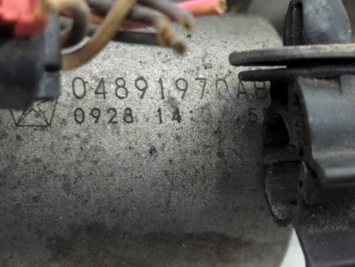 2015-2021 Jeep Renegade Throttle Body P/N:04891970AB Fits Fits 2014 2015 2016 2017 2018 2019 2020 2021 2022 OEM Used Auto Pa