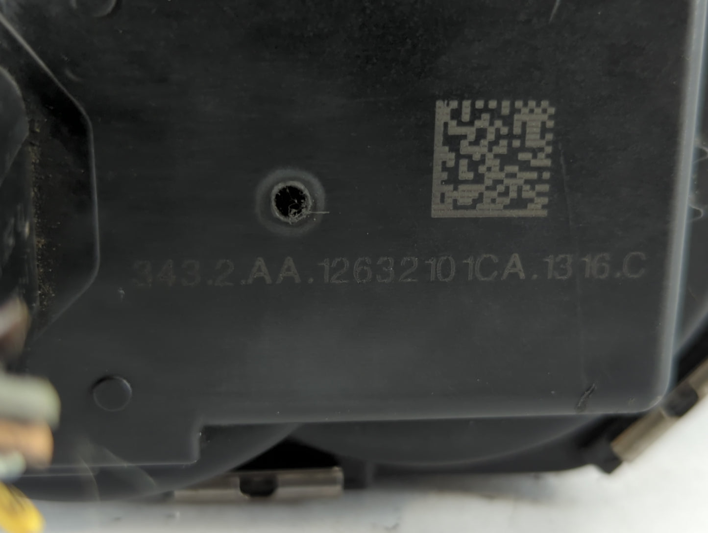 2015-2021 Jeep Renegade Throttle Body P/N:12632101CA Fits Fits 2014 2015 2016 2017 2018 2019 2020 2021 2022 OEM Used Auto Pa