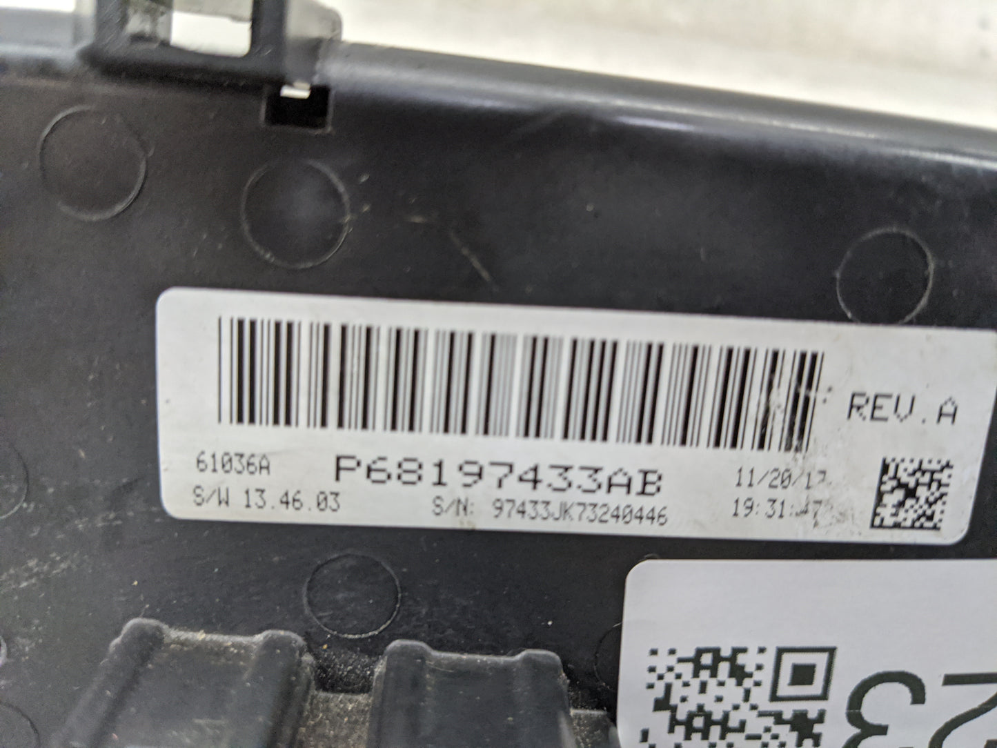 2014-2018 Jeep Wrangler Climate Control Module Temperature AC/Heater Replacement P/N:P68197433AB Fits OEM Used Auto Parts -