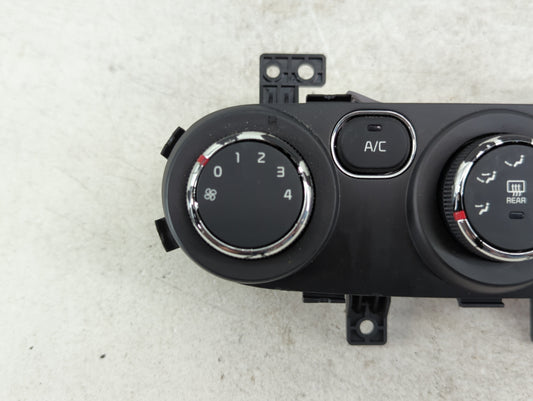 2017-2018 Kia Forte Climate Control Module Temperature AC/Heater Replacement P/N:97250-B0AA0 Fits Fits 2017 2018 OEM Used Auto Parts