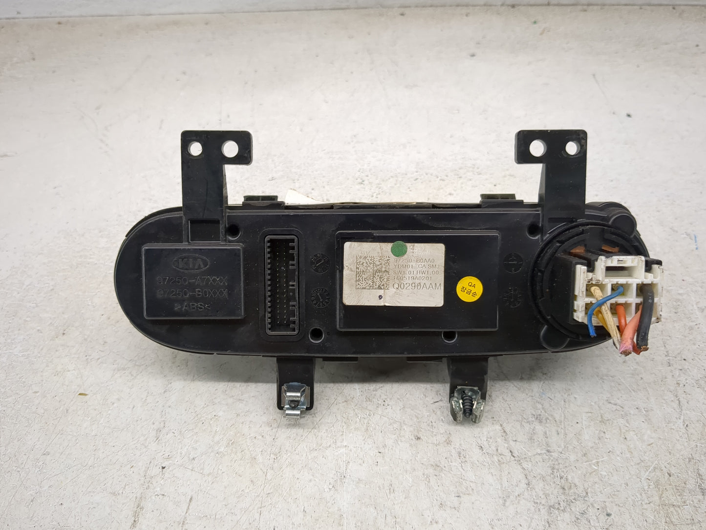 2017-2018 Kia Forte Climate Control Module Temperature AC/Heater Replacement P/N:97250-A7XXX 97250-B0AA0 Fits Fits 2017 2018