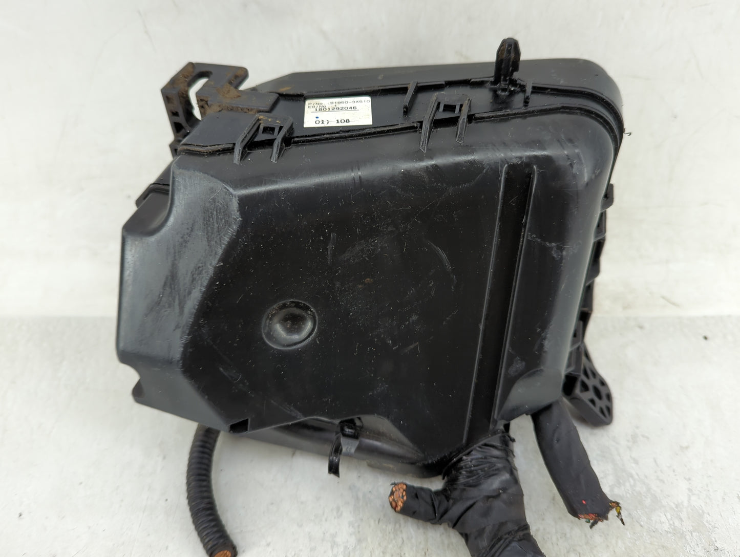 2017-2018 Kia Forte Fusebox Fuse Box Panel Relay Module P/N:91218-B0350 Fits Fits 2017 2018 OEM Used Auto Parts - Oemusedaut