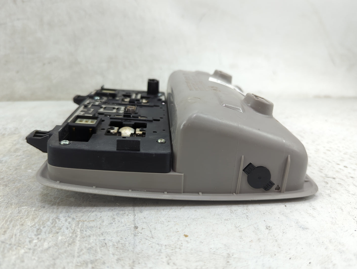 2018 Kia Forte Overhead Roof Console Gray - Oemusedautoparts1.com