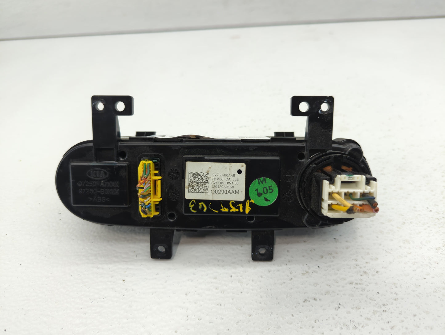 2017-2018 Kia Forte Climate Control Module Temperature AC/Heater Replacement P/N:97250-B0AA0 Fits Fits 2017 2018 OEM Used Au