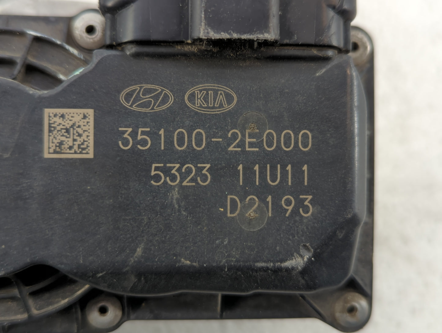 2014-2018 Kia Forte Throttle Body P/N:35100-2E000 Fits Fits 2011 2012 2013 2014 2015 2016 2017 2018 2019 2020 2021 OEM Used