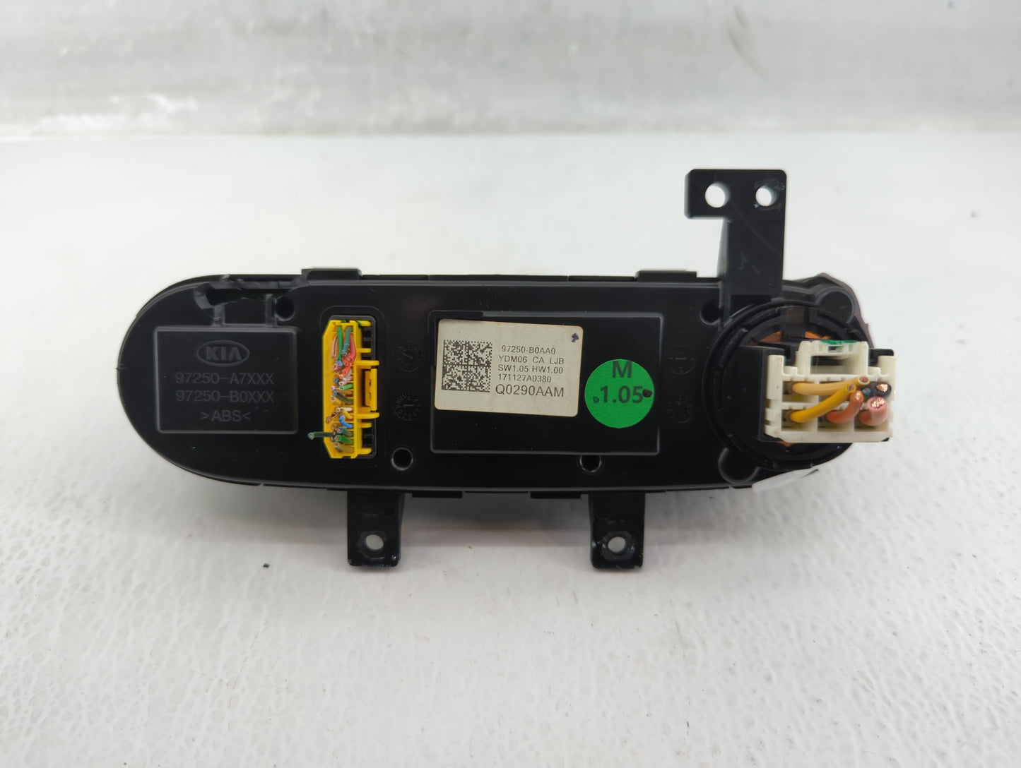 2017-2018 Kia Forte Climate Control Module Temperature AC/Heater Replacement P/N:97250-B0AA0 Fits Fits 2017 2018 OEM Used Au