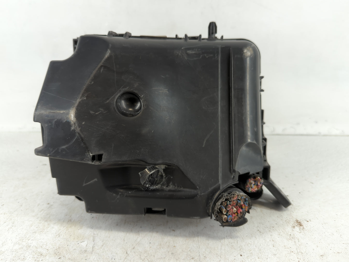 2017-2018 Kia Forte Fusebox Fuse Box Panel Relay Module P/N:4218530065 91218 B0400 Fits Fits 2017 2018 OEM Used Auto Parts -