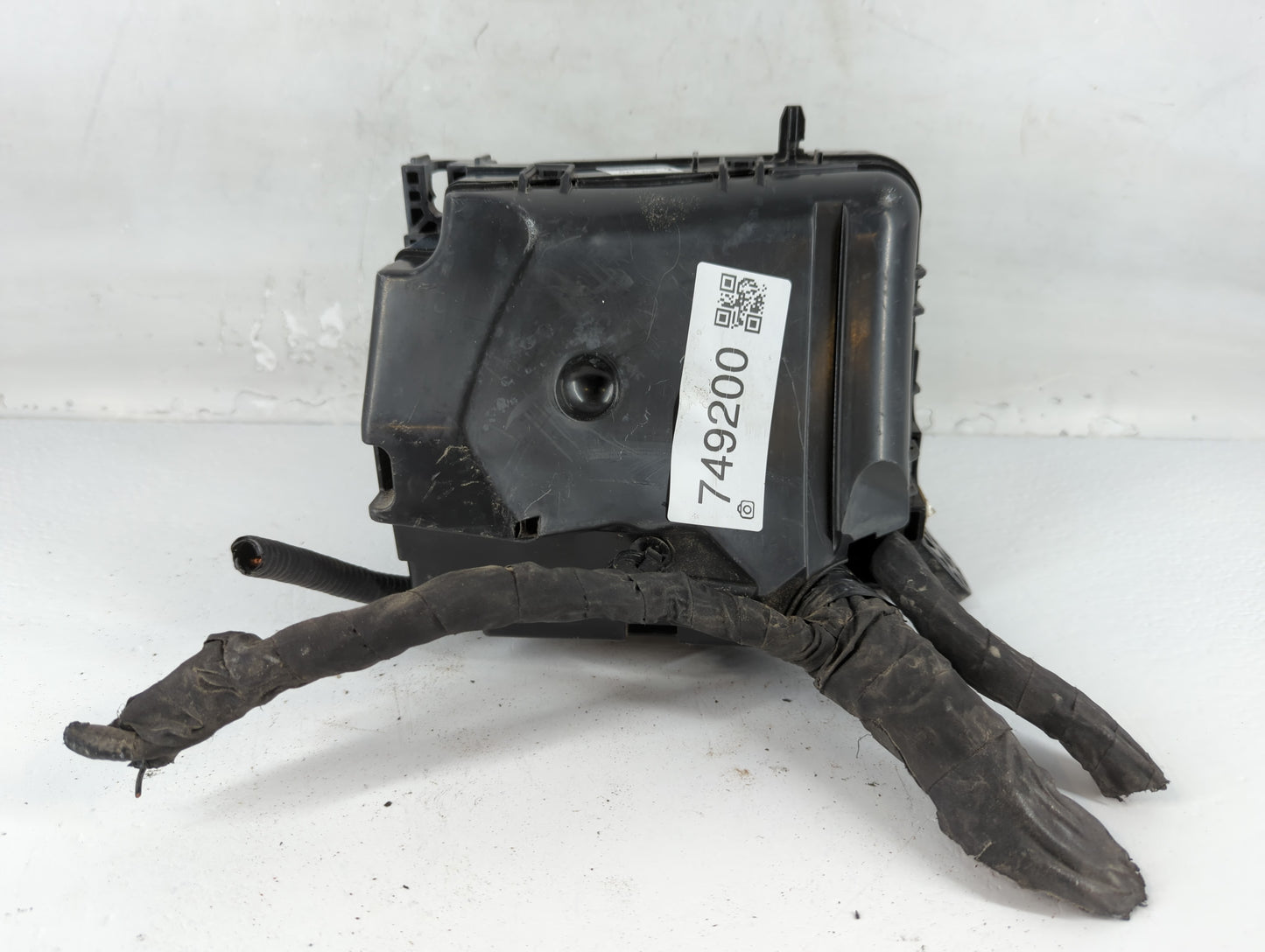 2017-2018 Kia Forte Fusebox Fuse Box Panel Relay Module P/N:91221 B0110 Fits Fits 2017 2018 OEM Used Auto Parts - Oemusedaut