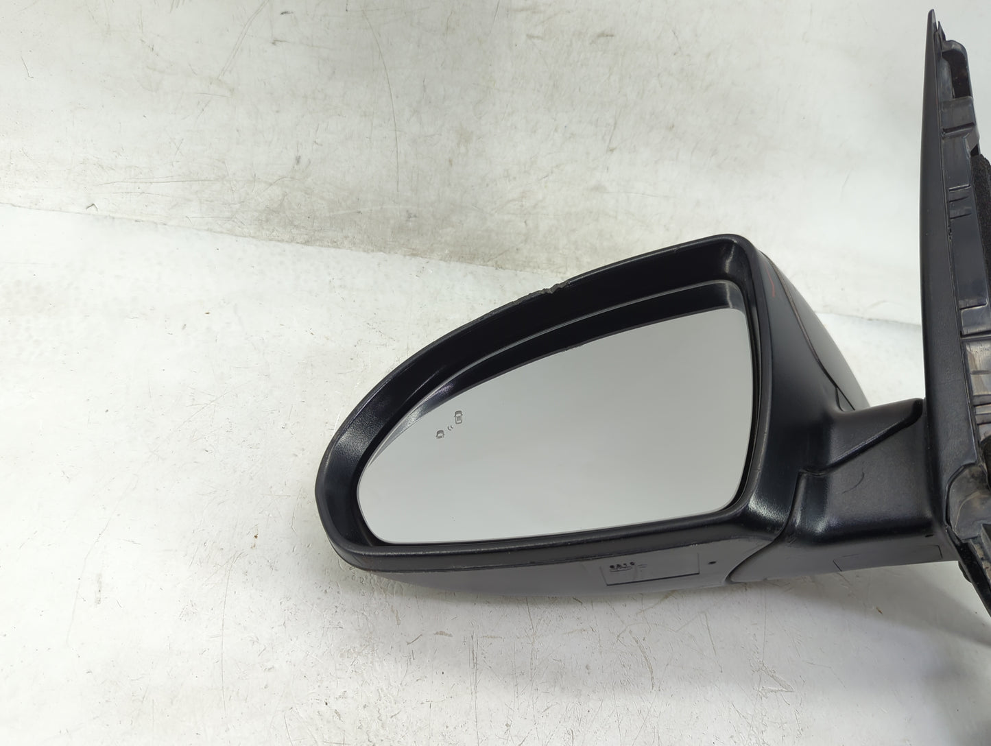 2016-2020 Kia Optima Driver Side View Mirror - Left Door Mirror OEM Used - Oemusedautoparts1.com