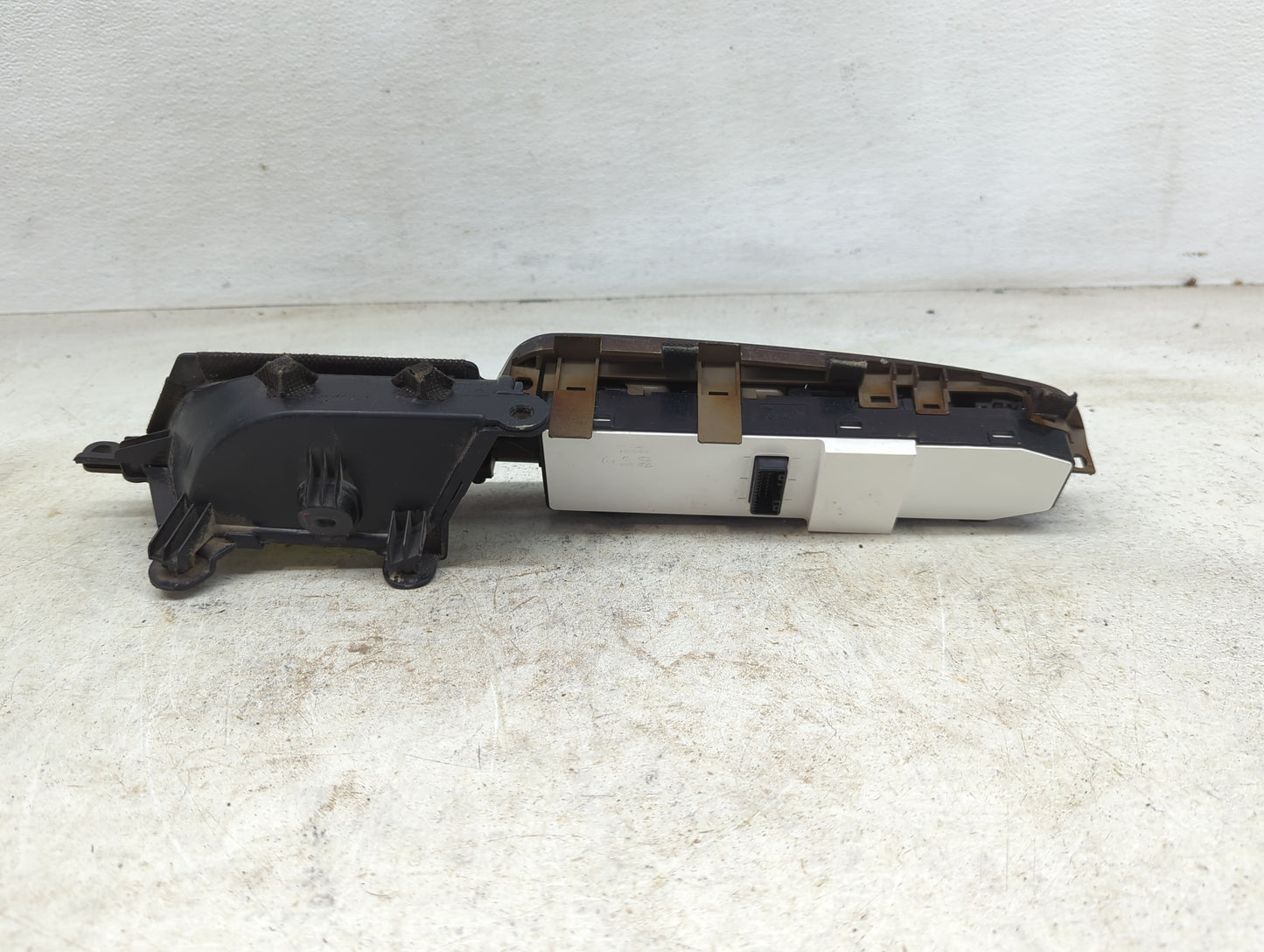 2018 Kia Optima Master Power Window Switch Replacement Driver Side Left P/N:M0310-D5060BF9 Fits OEM Used Auto Parts - Oemuse