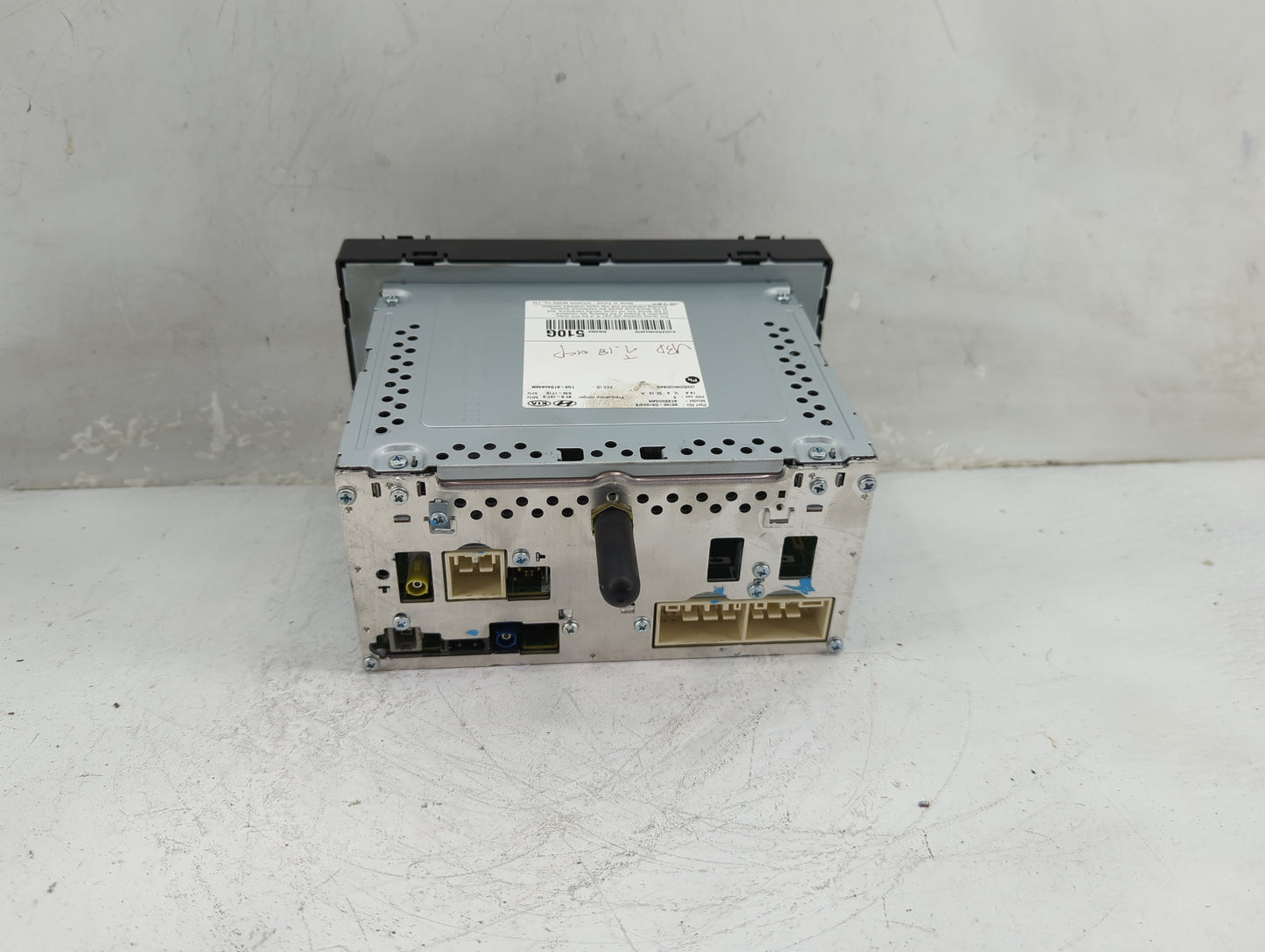 2017-2018 Kia Optima Radio AM FM Cd Player Receiver Replacement P/N:96160-D5100WK ACBB0D5AN Fits Fits 2017 2018 OEM Used Aut