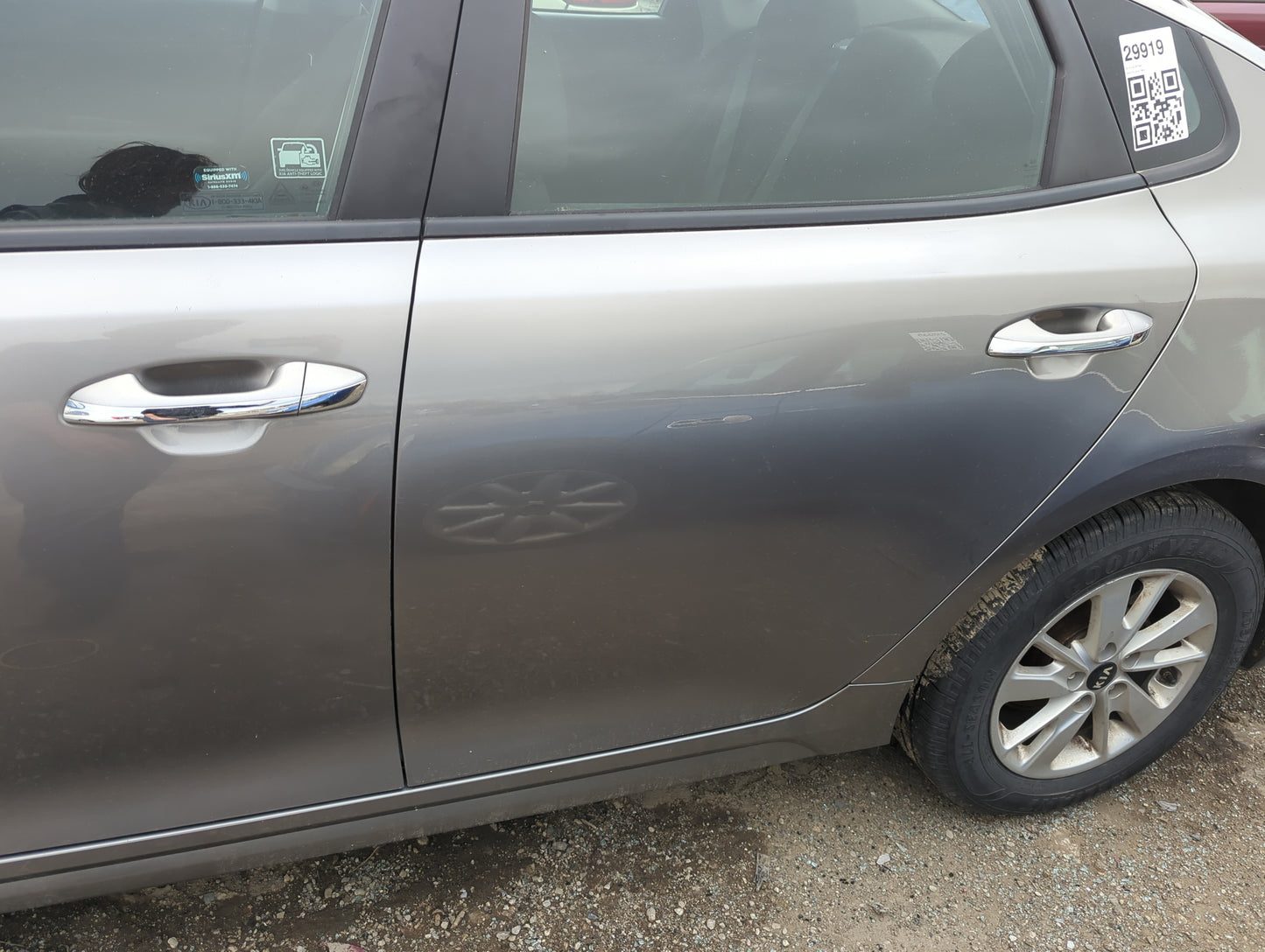2016-2020 Kia Optima Driver Rear Door Oem - Oemusedautoparts1.com