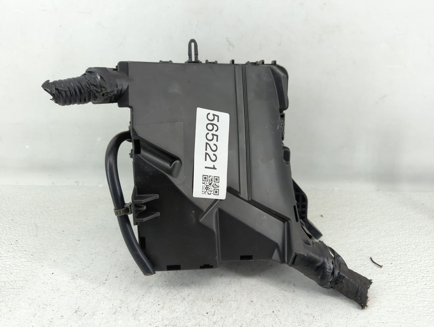 2016-2019 Kia Optima Fusebox Fuse Box Panel Relay Module P/N:91950-D5822 Fits Fits 2016 2017 2018 2019 OEM Used Auto Parts -