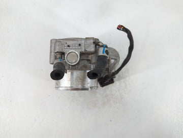 2016-2020 Kia Optima Throttle Body P/N:0 280 750 618 35100-2G600 Fits Fits 2015 2016 2017 2018 2019 2020 2021 OEM Used Auto Parts