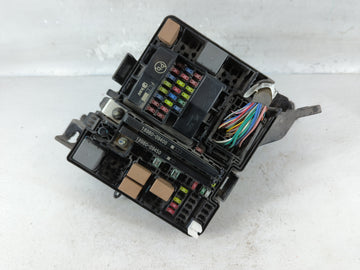 2016-2019 Kia Optima Fusebox Fuse Box Panel Relay Module P/N:91950-D5822 Fits Fits 2016 2017 2018 2019 OEM Used Auto Parts