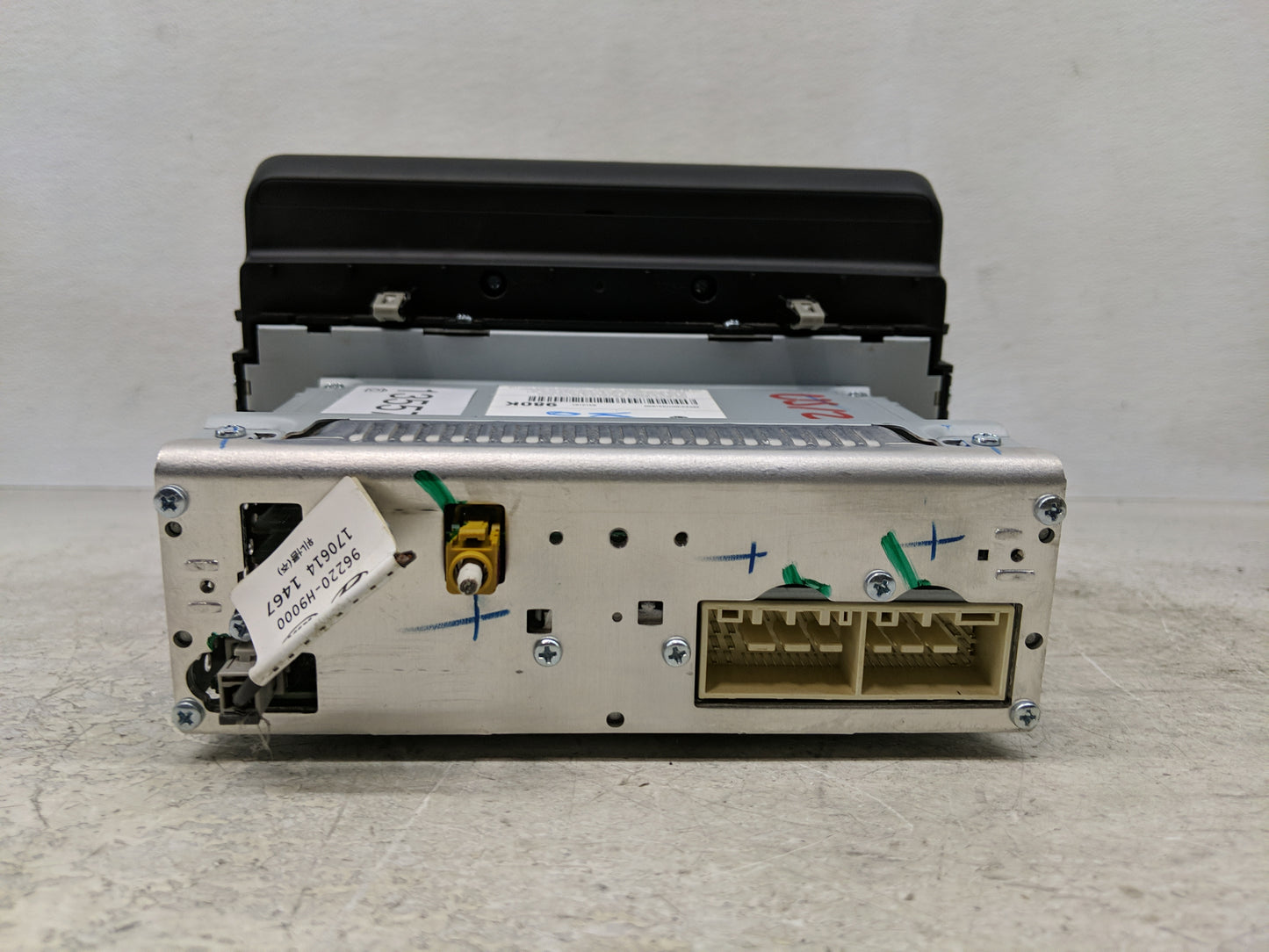 2018-2019 Kia Rio Radio AM FM Cd Player Receiver Replacement P/N:96180-H9800WK Fits Fits 2018 2019 OEM Used Auto Parts - Oem