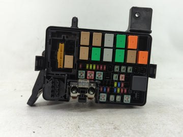 2018-2019 Kia Rio Fusebox Fuse Box Panel Relay Module P/N:H9540 Fits Fits 2018 2019 OEM Used Auto Parts