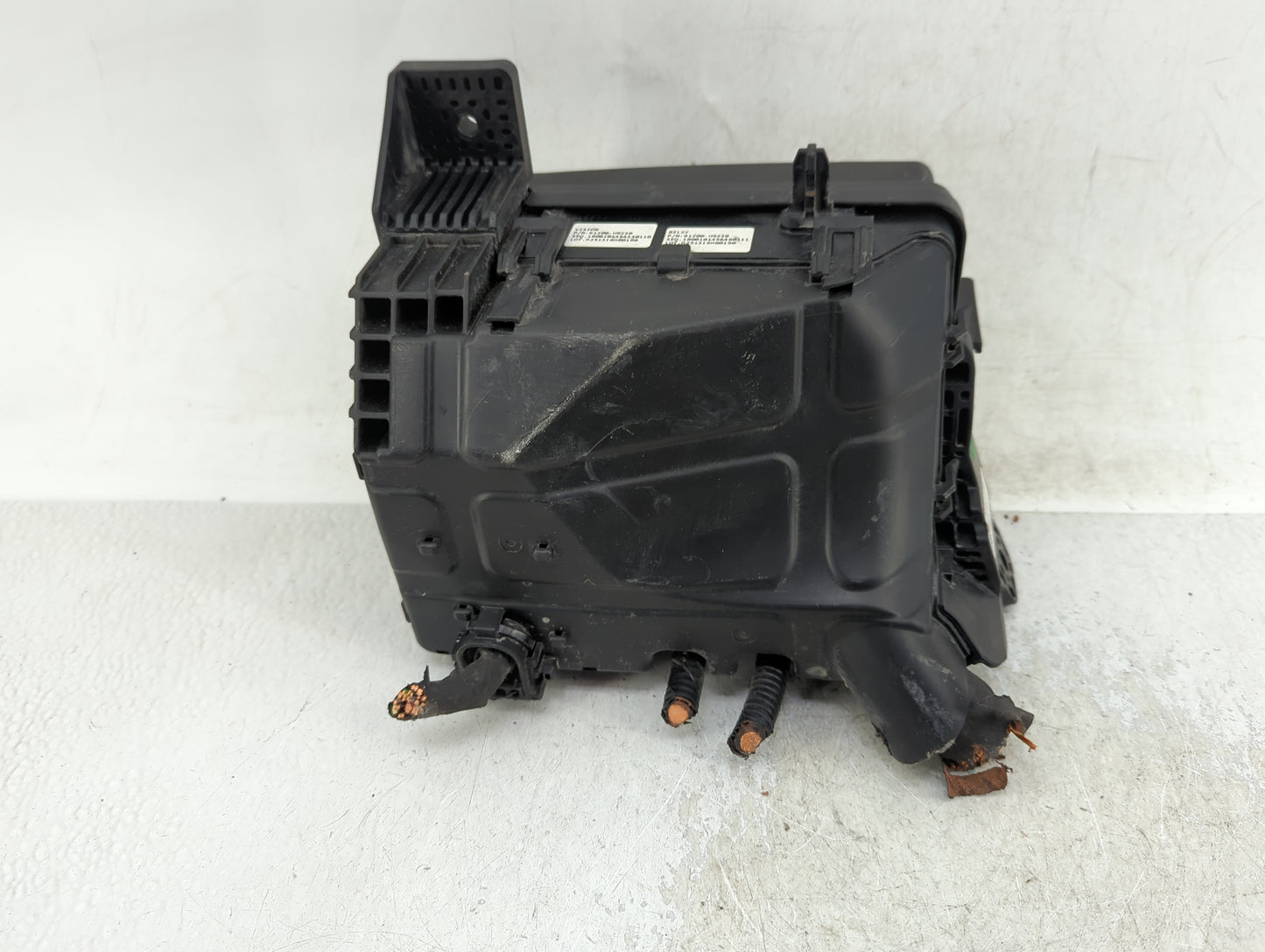 2018-2019 Kia Rio Fusebox Fuse Box Panel Relay Module P/N:91200-H9230 Fits Fits 2018 2019 OEM Used Auto Parts - Oemusedautop