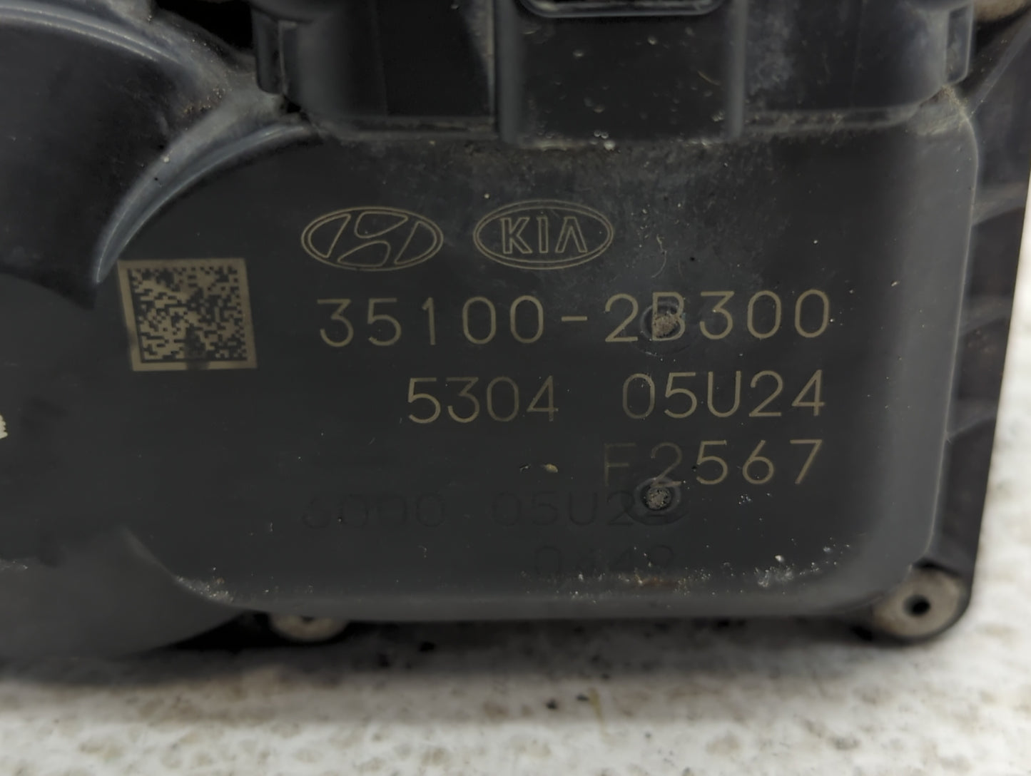 2012-2019 Kia Rio Throttle Body P/N:35100-2B300 Fits Fits 2012 2013 2014 2015 2016 2017 2018 2019 OEM Used Auto Parts - Oemu