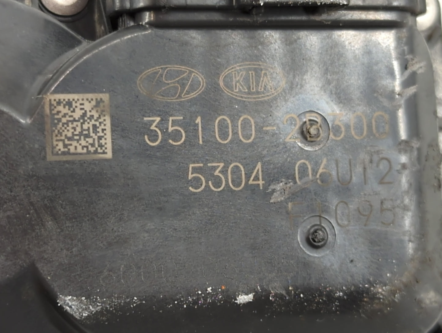 2012-2019 Kia Rio Throttle Body P/N:35100-2B300 Fits Fits 2012 2013 2014 2015 2016 2017 2018 2019 OEM Used Auto Parts - Oemu