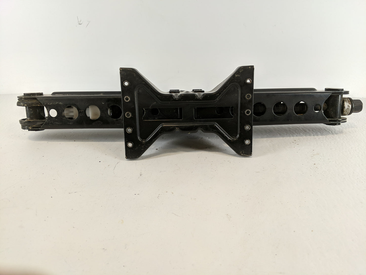 2018 Kia Sorento Spare Scissor Car Jack - Oemusedautoparts1.com
