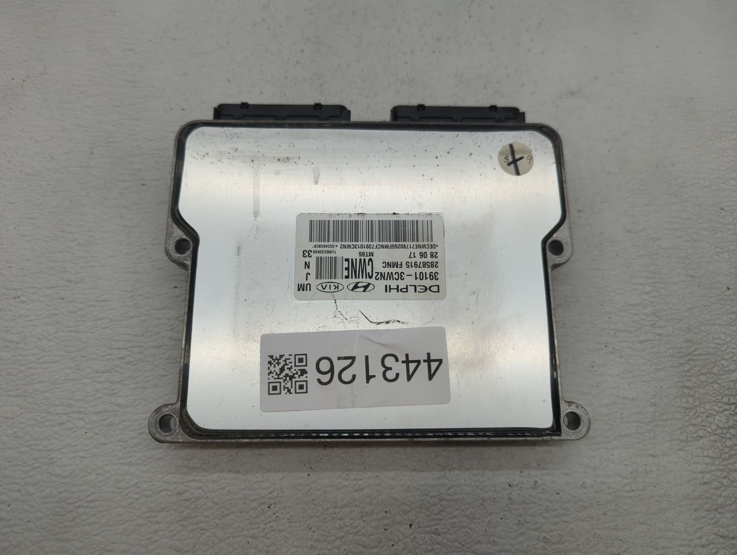 2016-2018 Kia Sorento PCM Engine Control Computer ECU ECM PCU OEM P/N:39101-3CWN2 39111-3CWN2 Fits Fits 2016 2017 2018 OEM U