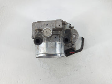 2016-2020 Kia Sorento Throttle Body P/N:0 280 750 618 35100-2G600 Fits Fits 2015 2016 2017 2018 2019 2020 2021 OEM Used Auto Parts
