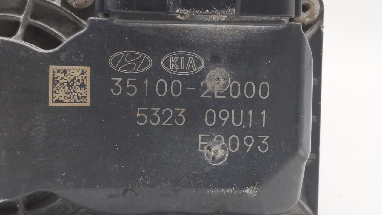 2014-2019 Kia Soul Throttle Body P/N:35100-2E000 Fits Fits 2011 2012 2013 2014 2015 2016 2017 2018 2019 OEM Used Auto Parts