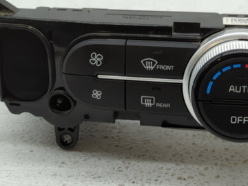 2017-2019 Kia Soul Climate Control Module Temperature AC/Heater Replacement P/N:97250-B2GQ1CA 97250-B2DQ1CA Fits OEM Used Auto Parts