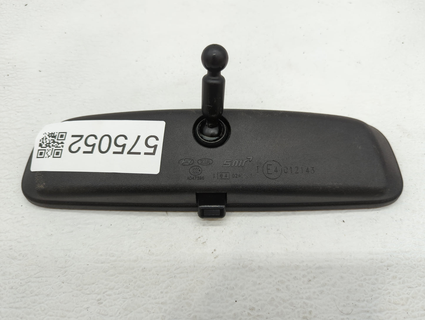 2010-2021 Kia Soul Interior Rear View Mirror Replacement OEM P/N:E4012143 Fits OEM Used Auto Parts - Oemusedautoparts1.com