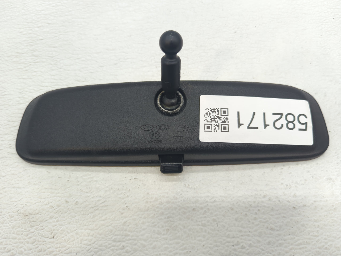 2010-2021 Kia Soul Interior Rear View Mirror Replacement OEM P/N:E4012143 Fits OEM Used Auto Parts - Oemusedautoparts1.com