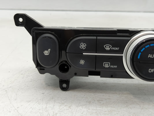 2017-2019 Kia Soul Climate Control Module Temperature AC/Heater Replacement P/N:97250-B2GR1CA Fits Fits 2017 2018 2019 OEM Used Auto Parts