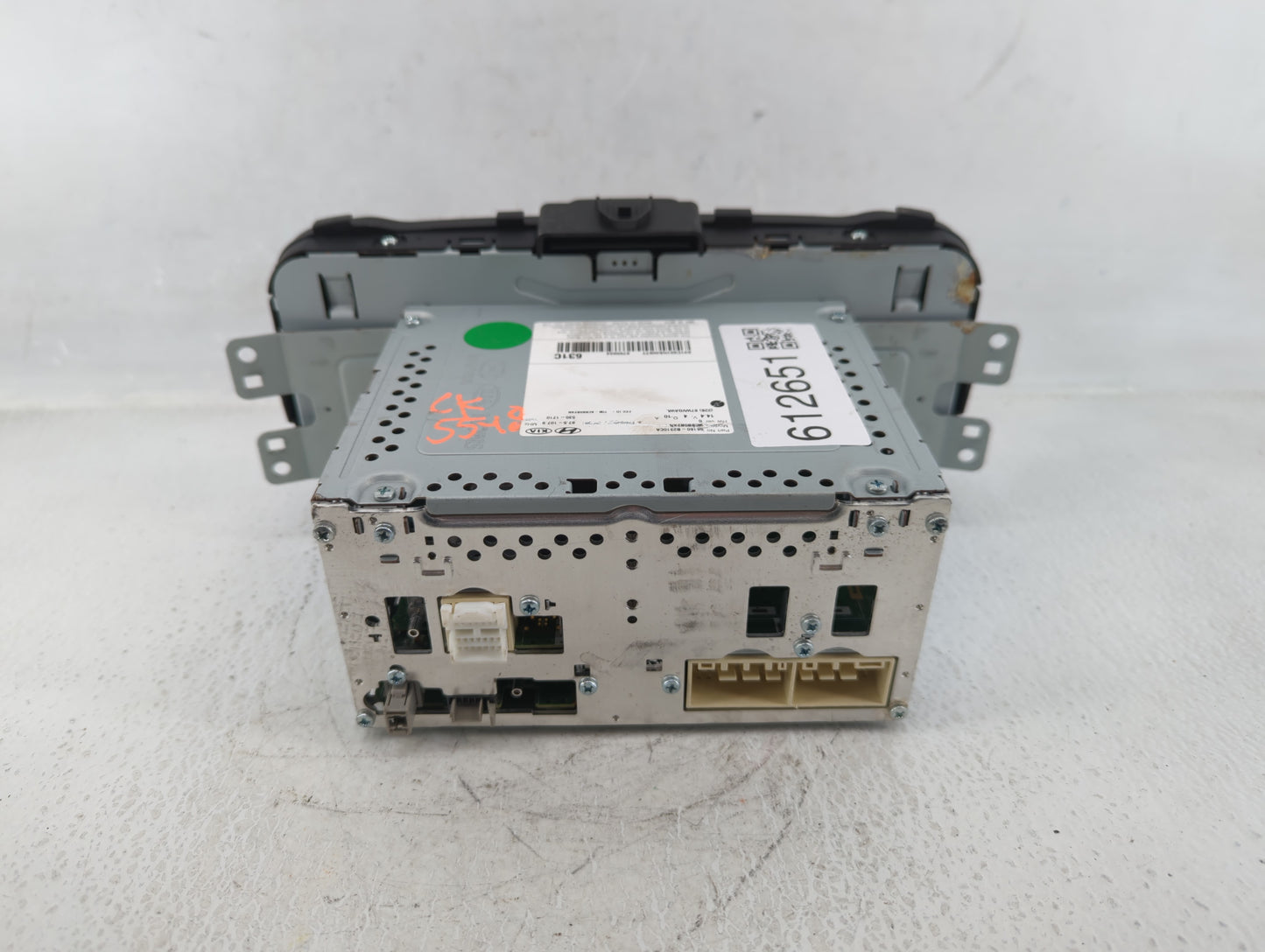 2017-2019 Kia Soul Radio AM FM Cd Player Receiver Replacement P/N:96160-B2310CA Fits Fits 2017 2018 2019 OEM Used Auto Parts