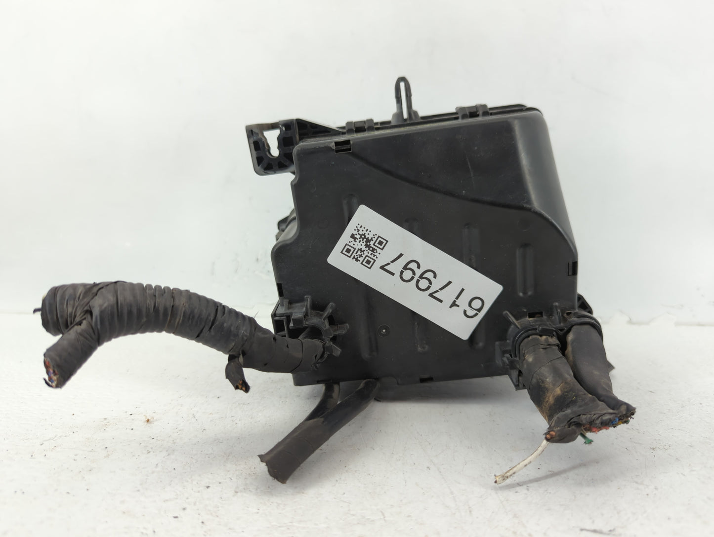 2017-2019 Kia Soul Fusebox Fuse Box Panel Relay Module P/N:91950-B2330 Fits Fits 2017 2018 2019 OEM Used Auto Parts - Oemuse