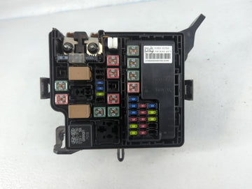 2017-2019 Kia Soul Fusebox Fuse Box Panel Relay Module P/N:91950-B2330 Fits Fits 2017 2018 2019 OEM Used Auto Parts
