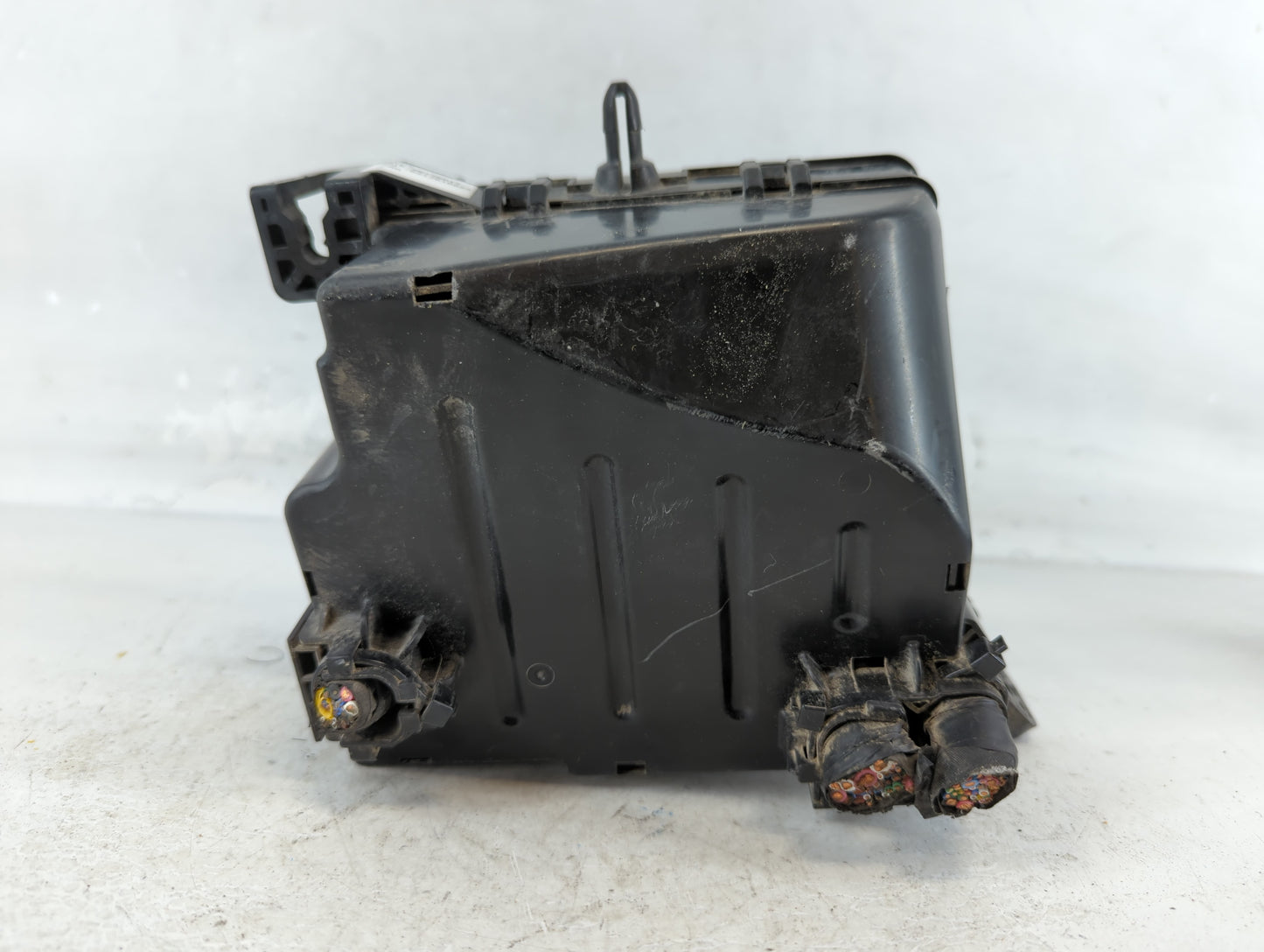 2017-2019 Kia Soul Fusebox Fuse Box Panel Relay Module P/N:91950-B2350 Fits Fits 2017 2018 2019 OEM Used Auto Parts - Oemuse