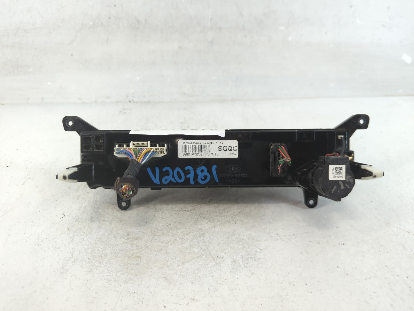 2017-2019 Kia Soul Climate Control Module Temperature AC/Heater Replacement P/N:97250-B2G01CA Fits Fits 2017 2018 2019 OEM U