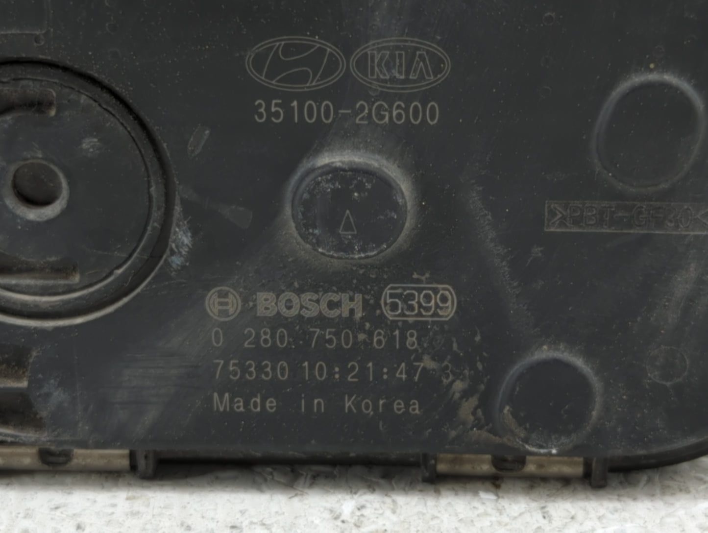 2017-2019 Kia Sportage Throttle Body P/N:0 280 750 618 35100-2G600 Fits Fits 2015 2016 2017 2018 2019 OEM Used Auto Parts -
