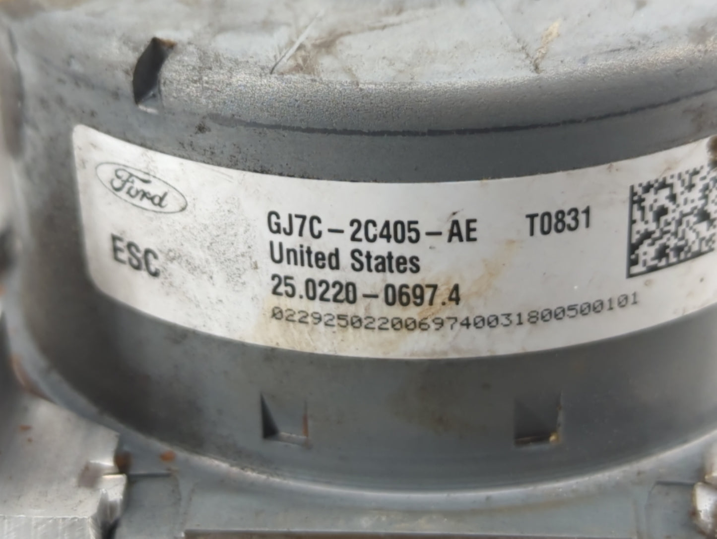 2017-2018 Lincoln Mkc ABS Pump Control Module Replacement P/N:GJ7C-2C405-AE Fits Fits 2017 2018 OEM Used Auto Parts - Oemuse