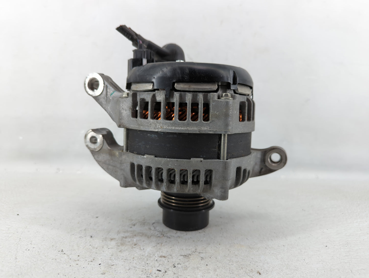 2013-2020 Lincoln Mkz Alternator Replacement Generator Charging Assembly Engine OEM P/N:G2GT-10300-AA Fits OEM Used Auto Par