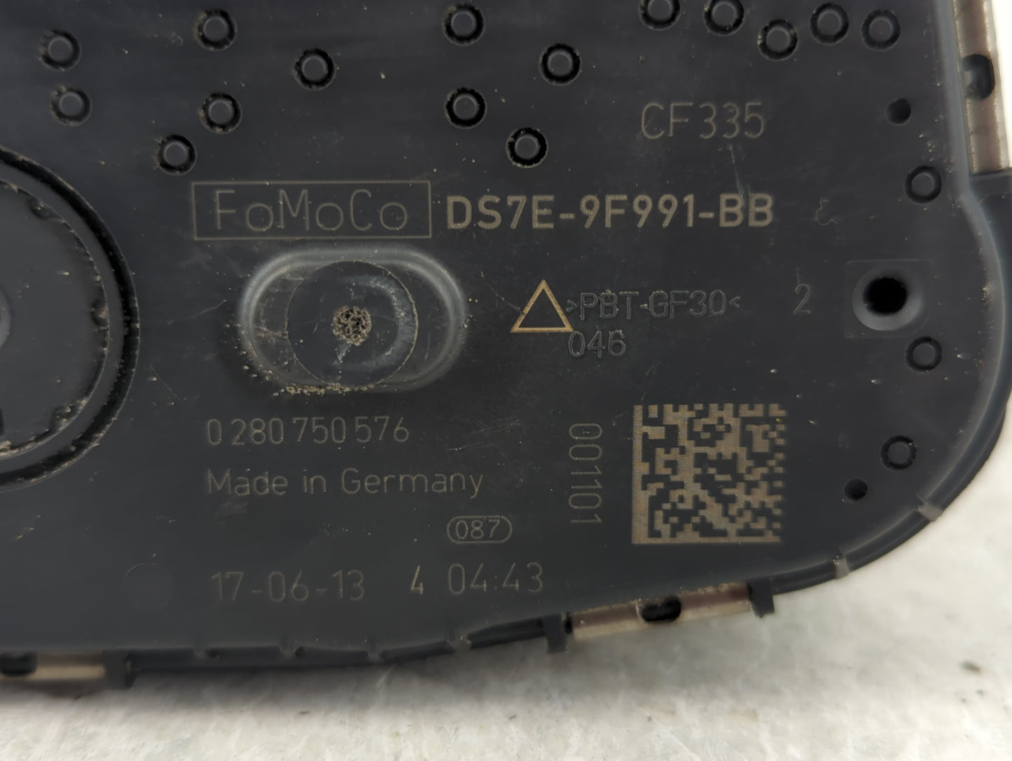 2017-2020 Lincoln Mkz Throttle Body P/N:DS7E-9F991-BB Fits Fits 2014 2015 2016 2017 2018 2019 2020 2021 2022 OEM Used Auto P