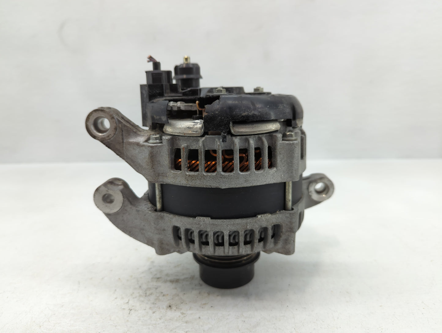 2013-2020 Lincoln Mkz Alternator Replacement Generator Charging Assembly Engine OEM P/N:G2GT-10300-AA Fits OEM Used Auto Par