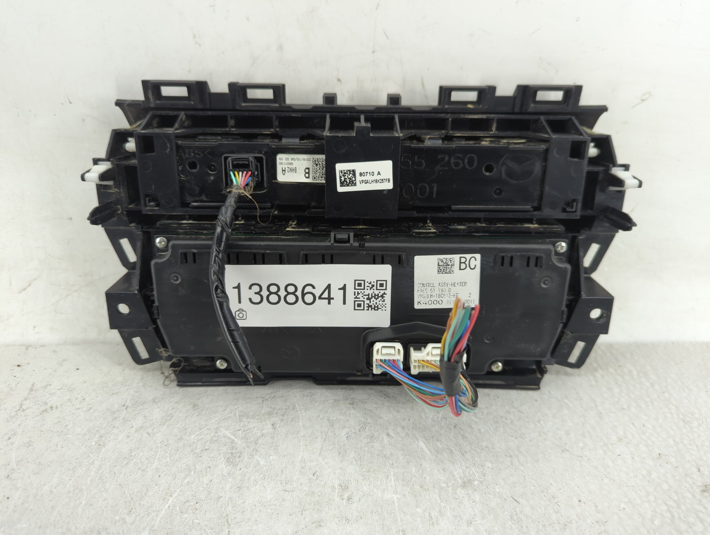 2017-2018 Mazda 3 Climate Control Module Temperature AC/Heater Replacement P/N:B62V 61 190 B Fits Fits 2017 2018 OEM Used Au
