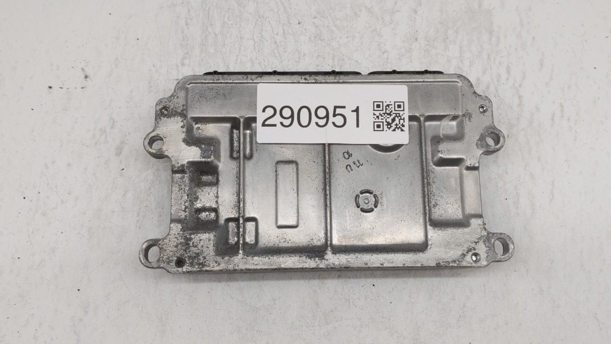 2017-2018 Mazda 3 PCM Engine Control Computer ECU ECM PCU OEM P/N:PSAP 18 881 PY9W 18 881A, PY9W 18 881 Fits Fits 2016 2017