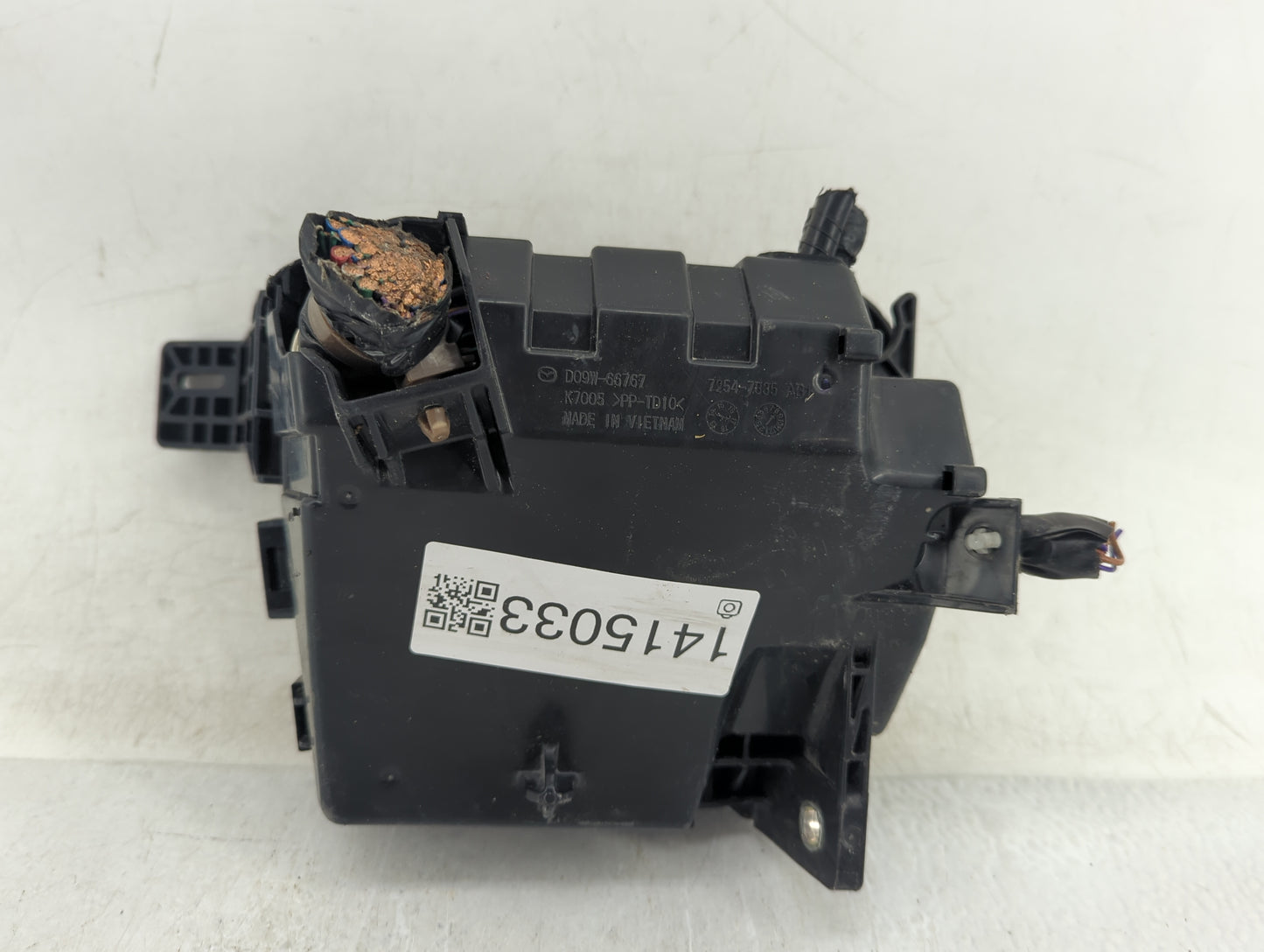 2016-2022 Mazda Cx-3 Fusebox Fuse Box Panel Relay Module Fits Fits 2016 2017 2018 2019 2020 2021 2022 OEM Used Auto Parts -