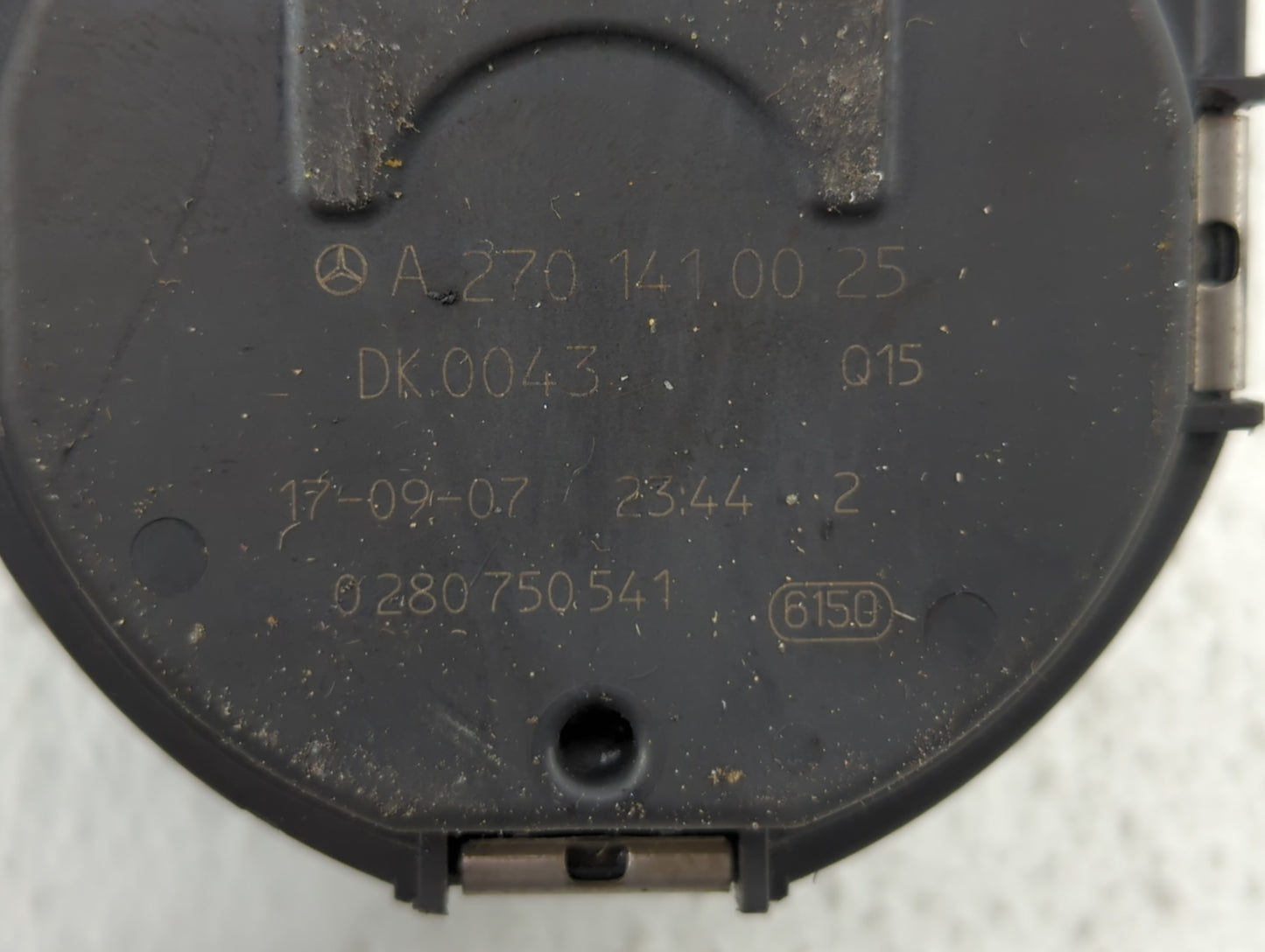 2015-2018 Mercedes-Benz C300 Throttle Body P/N:A 270 141 00 25 2701410025 Fits Fits 2013 2014 2015 2016 2017 2018 2019 2020